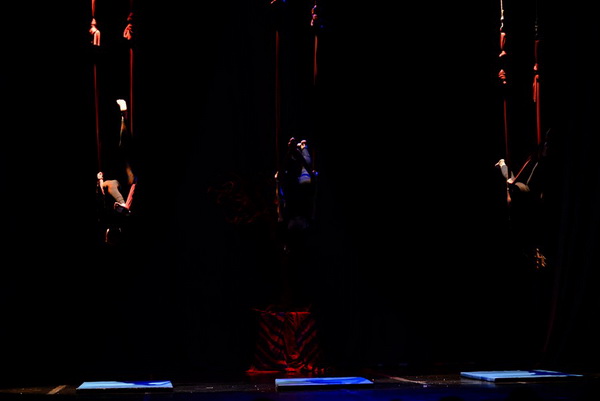 Circo Art u HNK Zadar izveo predstavu “Povratak u prirodu”