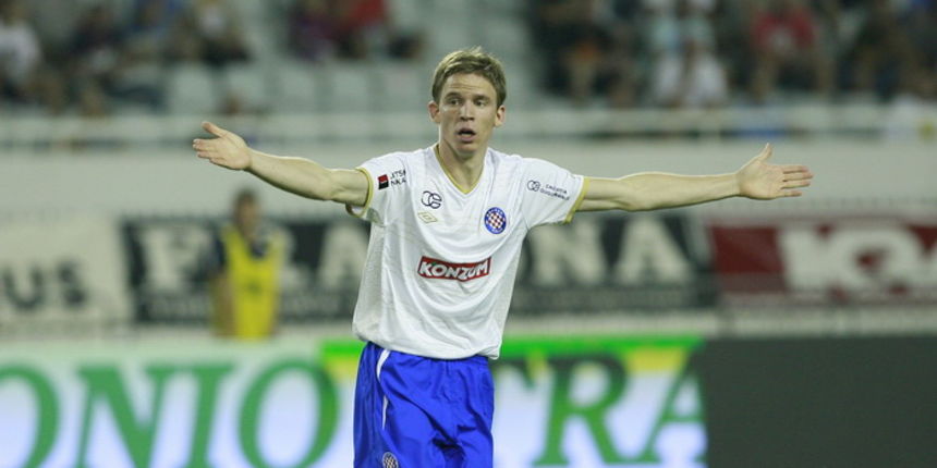 Split, 250911.
Stadion HNK Hajduka u Poljudu.
HNL 1. kolo HNL-a Hajduk – NK Slaven Belupo.
Na fotografiji: Marin Tomasov.
Foto: Vladimir Dugandzic / CROPIX Split, 250911.
Stadion HNK Hajduka u Poljudu.
HNL 1. kolo HNL-a Hajduk – NK Slaven Belupo.
Na fotografiji: Marin Tomasov.
Foto: Vladimir Dugandzic / CROPIX