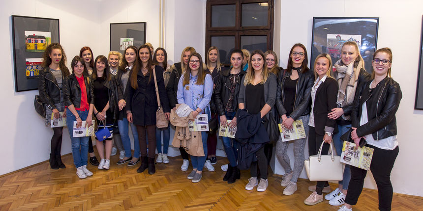 Izložba pod naslovom Slika grada – grad kao slika otvorena je u srijedu, 26. 4. 2017. u Malom salonu Muzeja Like Gospić Izložba pod naslovom Slika grada – grad kao slika otvorena je u srijedu, 26. 4. 2017. u Malom salonu Muzeja Like Gospić