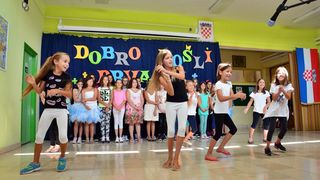 Prvi dan škole u OŠ Stanovi  ; foto Iva Perinčić