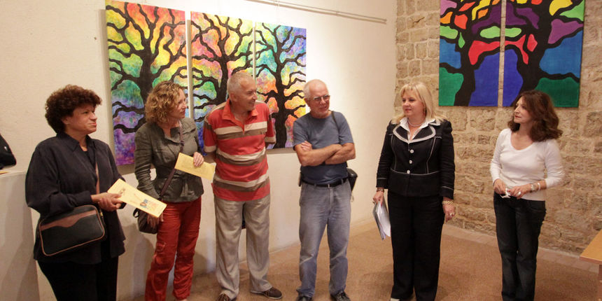 U Kapetanovoj kuli otvorena izložba slika “Nasljedstvo” Jagode Kaloper