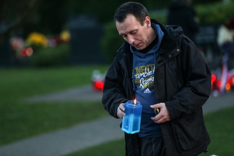 U Vukovaru su upaljene svijeće za poginule hrvatske branitelje i civile na Memorijalnom groblju žrtava iz Domovinskog rata. Photo: Petar Glebov/PIXSELL U Vukovaru su upaljene svijeće za poginule hrvatske branitelje i civile na Memorijalnom groblju žrtava iz Domovinskog rata. Photo: Petar Glebov/PIXSELL