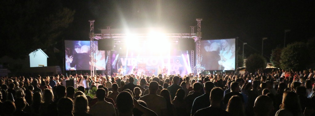 Prvi koncert popularnog slavonskog benda Vigor na otoku Viru