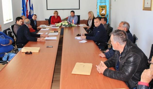 Općinsko vijeće, Preko