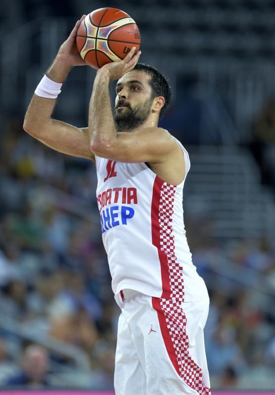Arena Zagreb, Zagreb – Pripremni turnir za EuroBasket 2015., Hrvatska – BiH. Photo: Igor Kralj i Marko Lukunic/PIXSELL Arena Zagreb, Zagreb – Pripremni turnir za EuroBasket 2015., Hrvatska – BiH. Photo: Igor Kralj i Marko Lukunic/PIXSELL