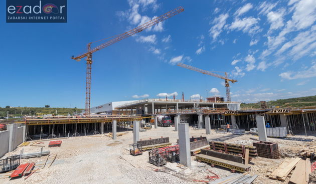 Radovi na proširenju trgovačkog centra Supernova Zadar