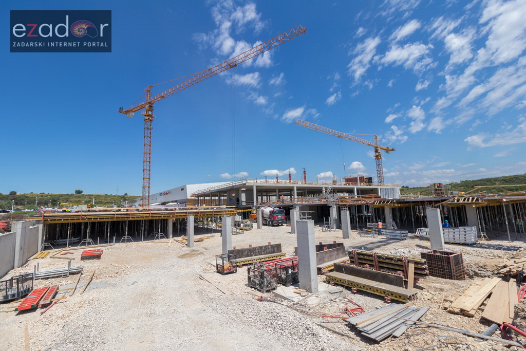 Radovi na proširenju trgovačkog centra Supernova Zadar