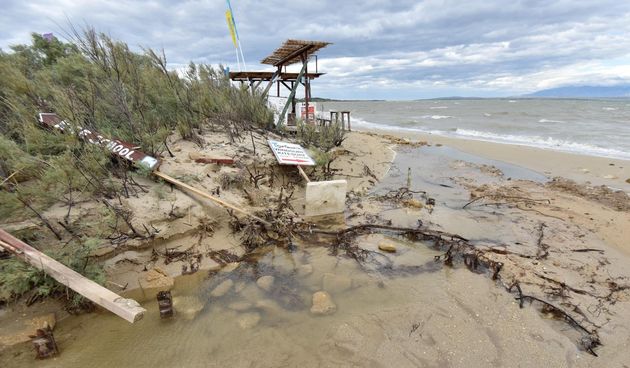 Čuvena ninska plaža Ždrijac teško stradala u poplavi