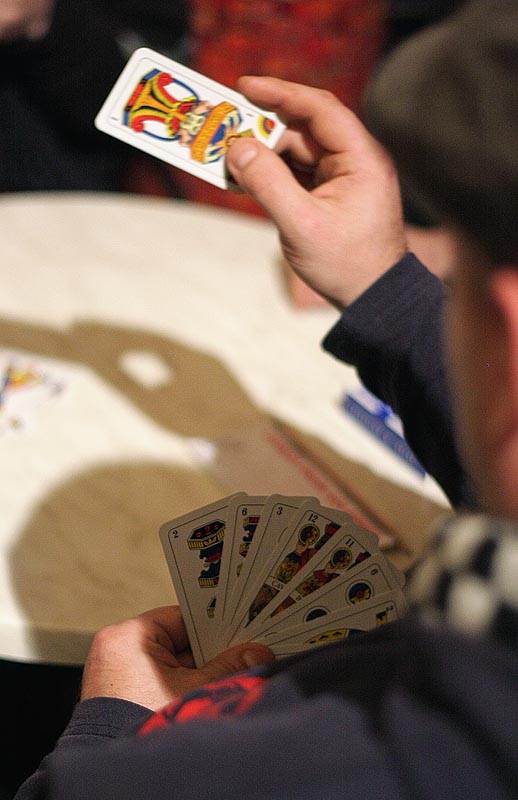 Božićni turnir u briškuli, trešeti i kifamenu