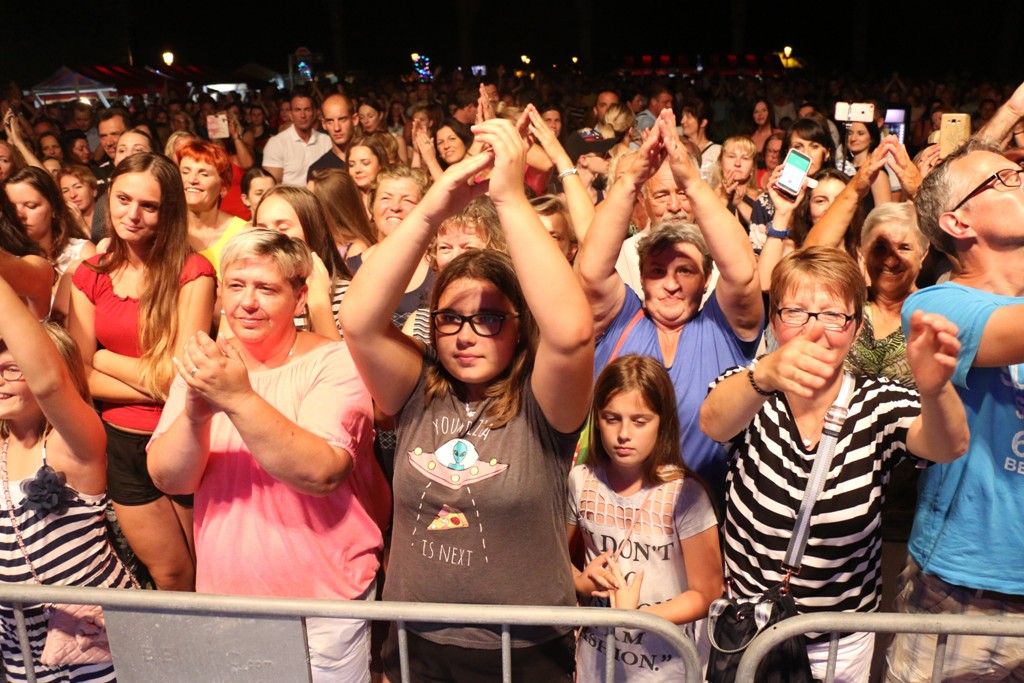 Prvi koncert popularnog slavonskog benda Vigor na otoku Viru