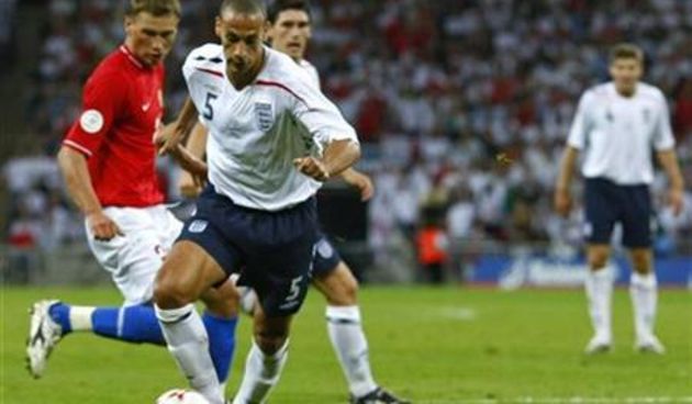 Rio Ferdinand (Foto: d.yimg.com)