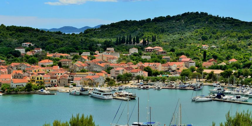 Kukljica na otoku Ugljanu Kukljica na otoku Ugljanu