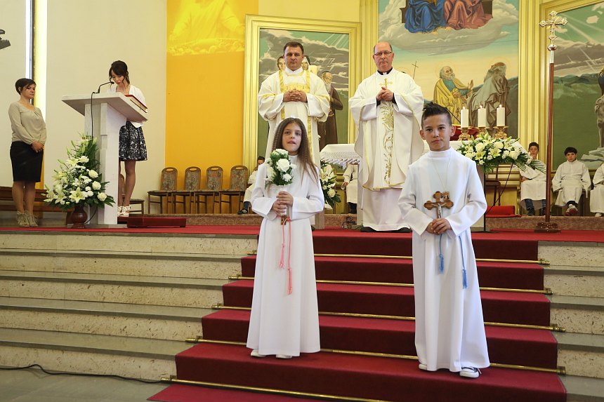 Bibinje: Sakrament Svete potvrde u župnoj crkvi Bibinje: Sakrament Svete potvrde u župnoj crkvi