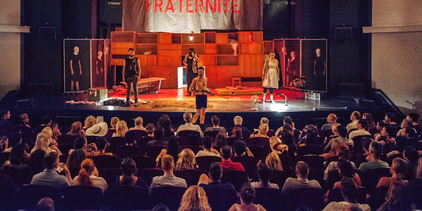 HNK Zadar: Premijera Karakaševe predstave “Snajper” u režiji Vinka Radovčića