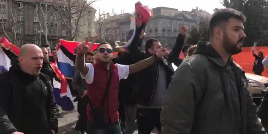 Veliki prosvjed ispred HDZ-a: okupili se protivnici Istanbulske konvencije iz cijele Hrvatske (thumbnail)