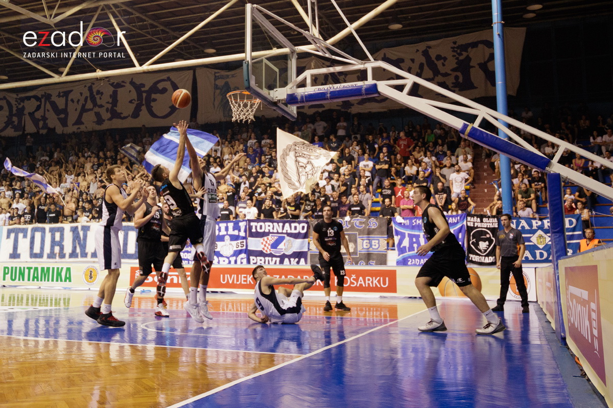 Humanitarna utakmica u Jazinama: KK Zadar – KK Diadora Humanitarna utakmica u Jazinama: KK Zadar – KK Diadora