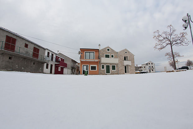 Snijeg u Bibinjama 3. veljače 2012, Foto: Leo Banić