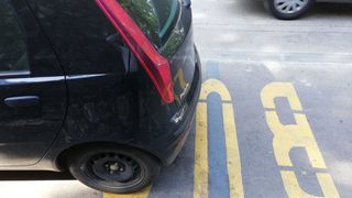 Svakodnevne situacije zadarskom na poluotoku: prometne nevolje zbog lošeg rješenja ukrcajno/iskrcajnih mjesta za turističke autobuse