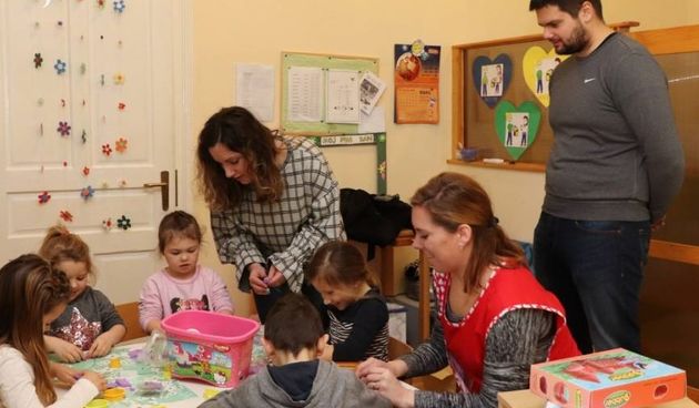 Udruga mladih Jarac donirala lukoranskim “cvjetićima” igračke