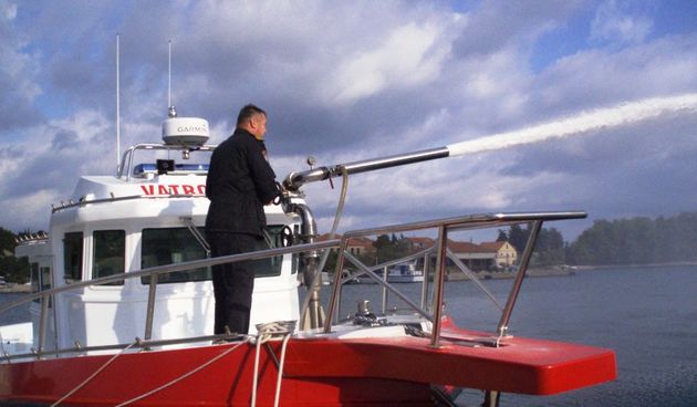 DVD Rutnjak i brzi vatrogasni brod