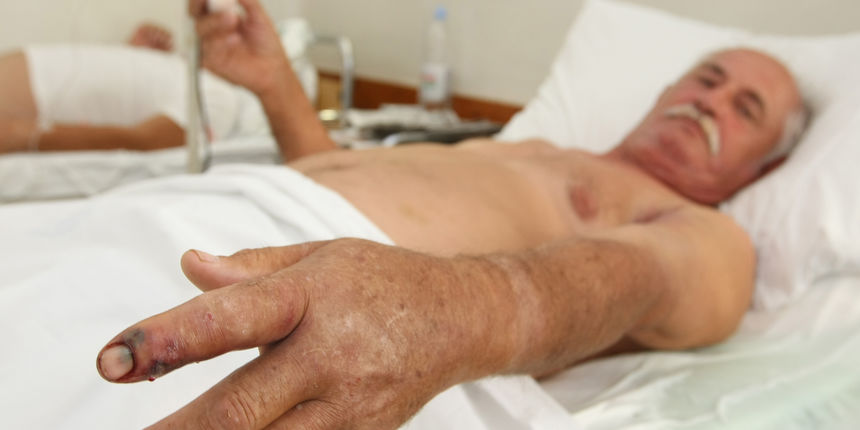 Drago Relja u bolnici (Foto: Vladimir Ivanov / CROPIX ) Drago Relja u bolnici (Foto: Vladimir Ivanov / CROPIX )