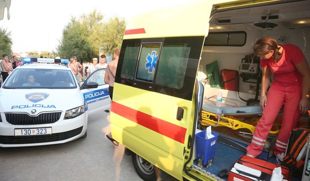 Hitna pomoć, plaža