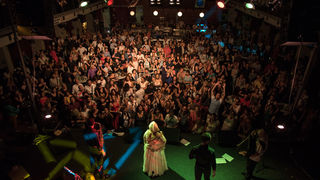 Esma Redžepova, prateći bend Folk Masters i gost Ibus Ibraimovski @ Arsenal Zadar Esma Redžepova, prateći bend Folk Masters i gost Ibus Ibraimovski @ Arsenal Zadar