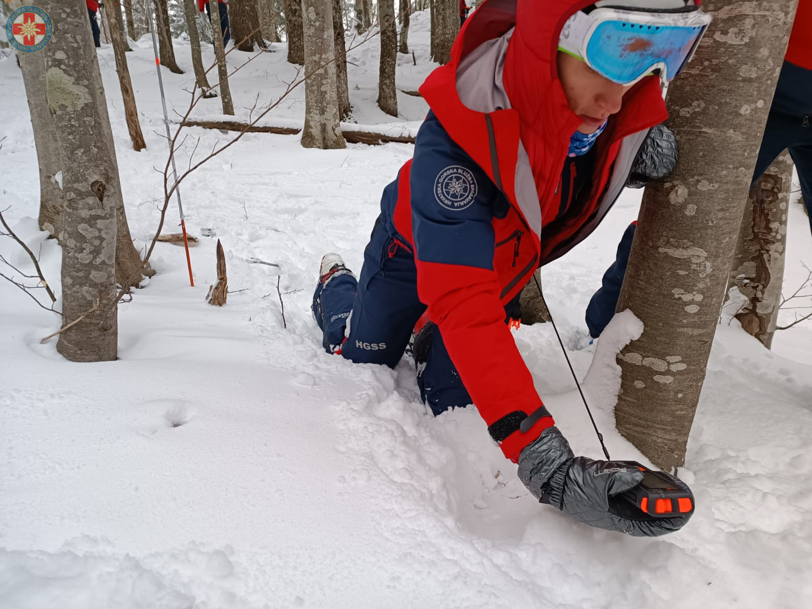 Pripadnici HGSS-a održali zimsku vježbu Velebit 2022. podno vrha Visočica Pripadnici HGSS-a održali zimsku vježbu Velebit 2022. podno vrha Visočica