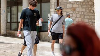 Sunčana nedjelja: Domaći i turisti na ulicama grada Sunčana nedjelja: Domaći i turisti na ulicama grada