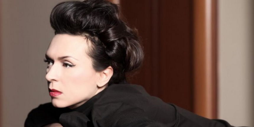 Zadarska pjevačica Emilija Kokić