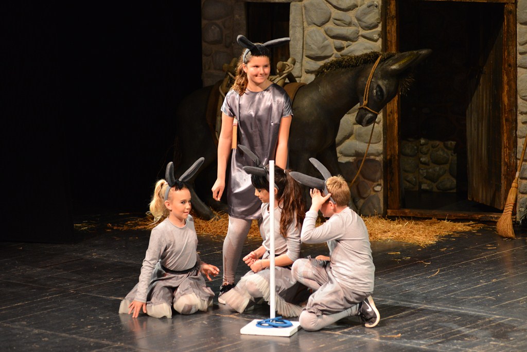 Donatolina u Kazalištu lutaka: “Mareta tamo i nazad”