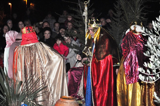 Žive jaslice u Diklu Žive jaslice u Diklu