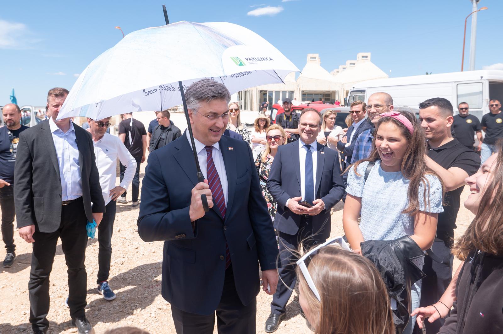 Plenković i EU kandidati HDZ-a na Benkovačkom sajmu