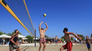 Na plaži Punta u Bibinjama održan 6. Memorijalni turnir u odbojci na pijesku za Tomislav Sikirića – Siku. Foto: Leo Banić Na plaži Punta u Bibinjama održan 6. Memorijalni turnir u odbojci na pijesku za Tomislav Sikirića – Siku. Foto: Leo Banić