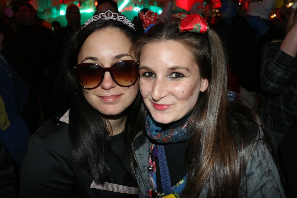 Virski Karneval veliko finale: nastupila Maja Šuput Virski Karneval veliko finale: nastupila Maja Šuput