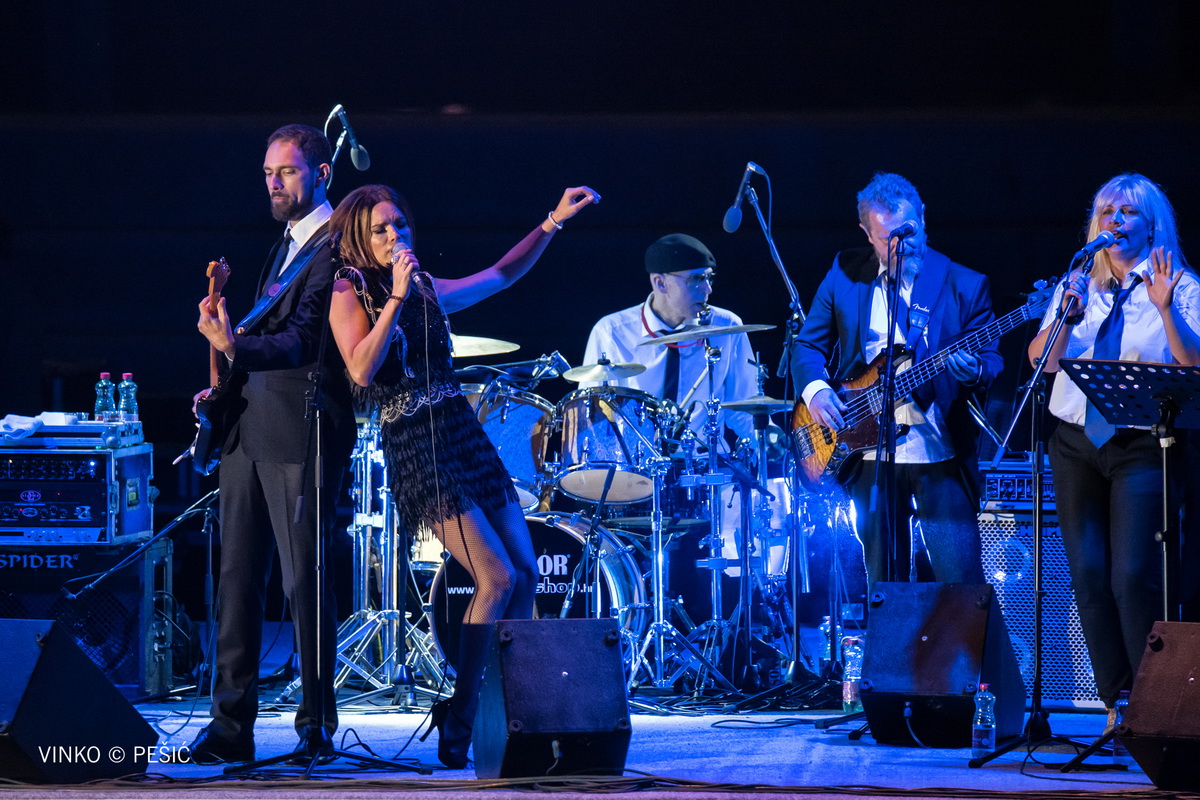 Severina oduševila nastupom na bazenu Ilirije u Biogradu na Moru