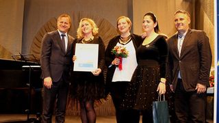 Kneževa palača: Svečana dodjela priznanja “Nasmiješeno sunce” za 2017. godinu Kneževa palača: Svečana dodjela priznanja “Nasmiješeno sunce” za 2017. godinu