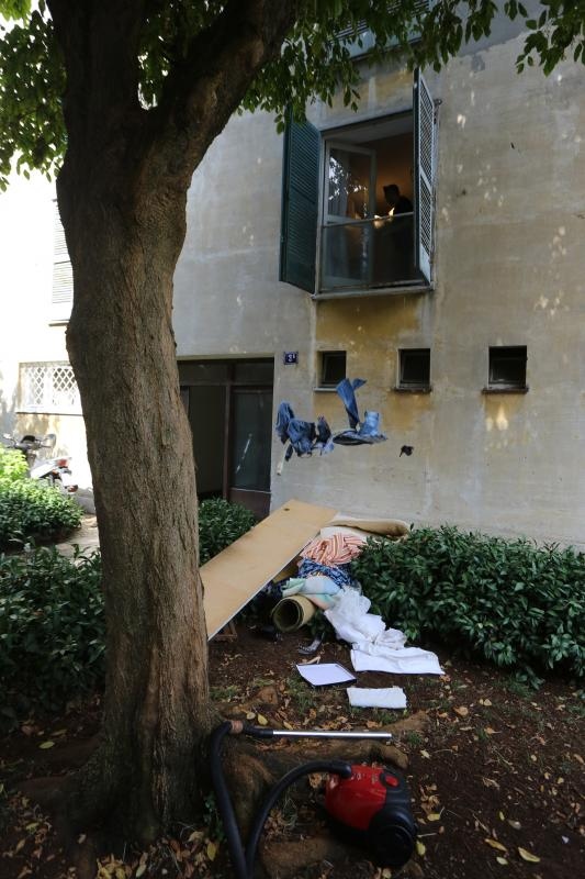 Podstanari uočili zmiju u stanu, nisu je pronašli pa su sav namještaj izbacili, foto: Filip Brala/PIXSELL Podstanari uočili zmiju u stanu, nisu je pronašli pa su sav namještaj izbacili, foto: Filip Brala/PIXSELL