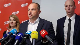 SDP predstavio kandidata za gradonačelnika, bit će to Daniel Radeta SDP predstavio kandidata za gradonačelnika, bit će to Daniel Radeta