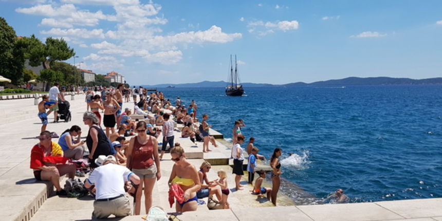 Đir uz more 19. srpnja 2016. – Uvala Draženica, kupalište Jadran, Moprske orgulje i Pozdrav suncu, zadarska riva… Foto: Mladen Malik
