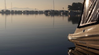 Svitanje i rano jutro u novoj luci Gaženica