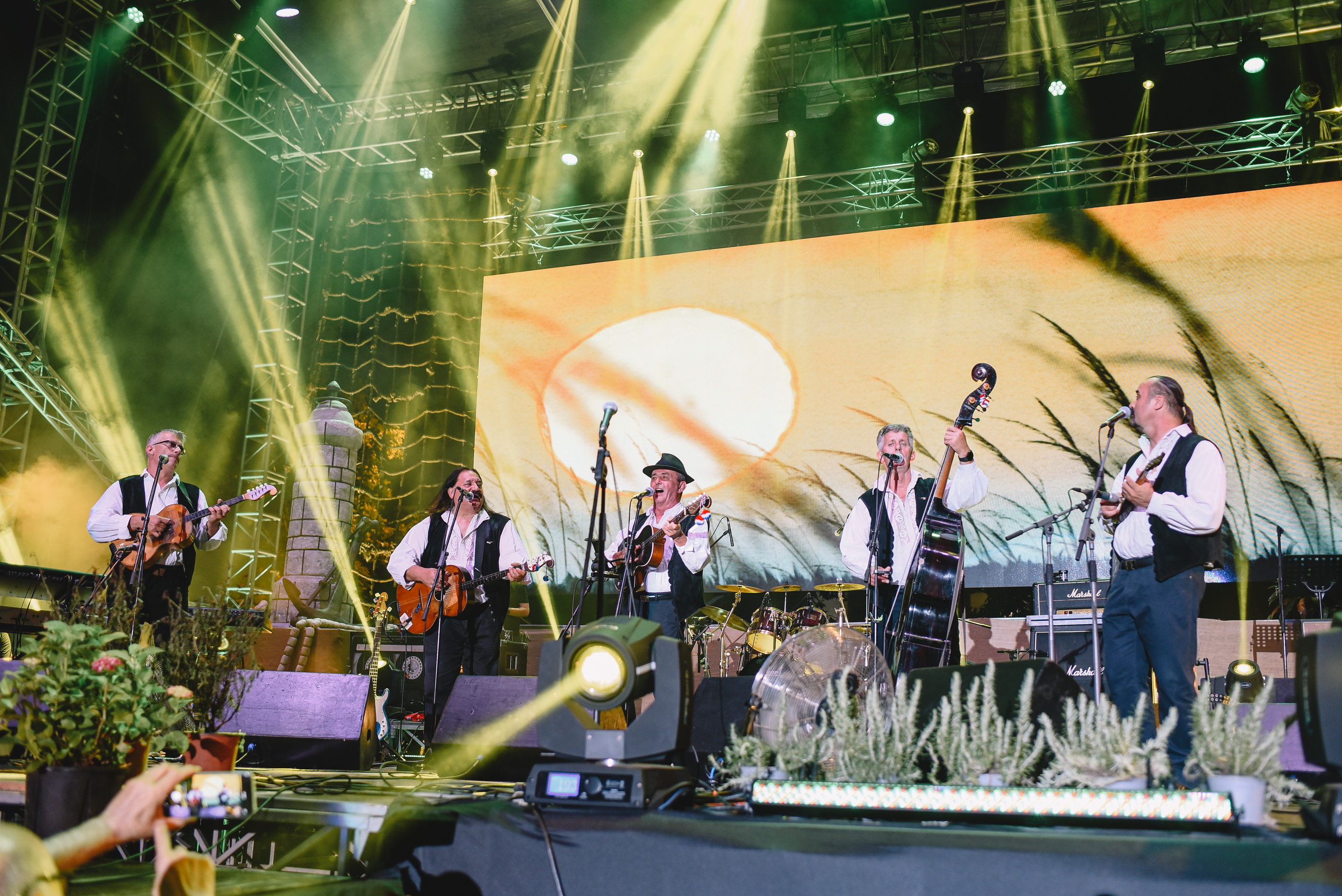 Stari Plac: Mišo Kovač i prijatelji priredili nezaboravan koncert