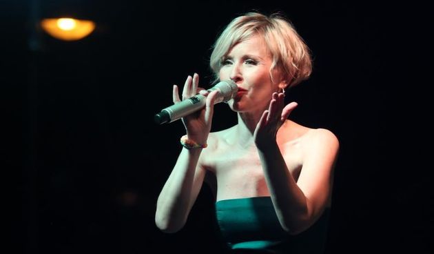 Tisno: Koncert Danijele Martinović u sklopu 10. međunarodne trke tovara, Photo: Dusko Jaramaz/PIXSELL