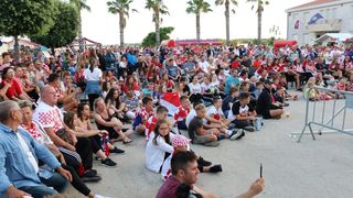 Virski navijači podržali Vatrene Virski navijači podržali Vatrene