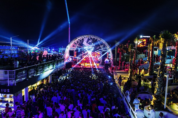 Axwell @ Aquarius Club Zrće. Foto: Goran Telak