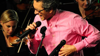 Zadar, 28.06.2013. snimio: Nenad Marčev, 
19. Zadarsko kazališno ljeto 
Zagrebačka filharmonija 
SALSA FILARMÓNICA 
Dirigent: Alan Bjelinski 
Nastupili: Ricardo Luque 
Olvido Ruiz Castellanos (Kuba) 
Poljana Šime Budinića