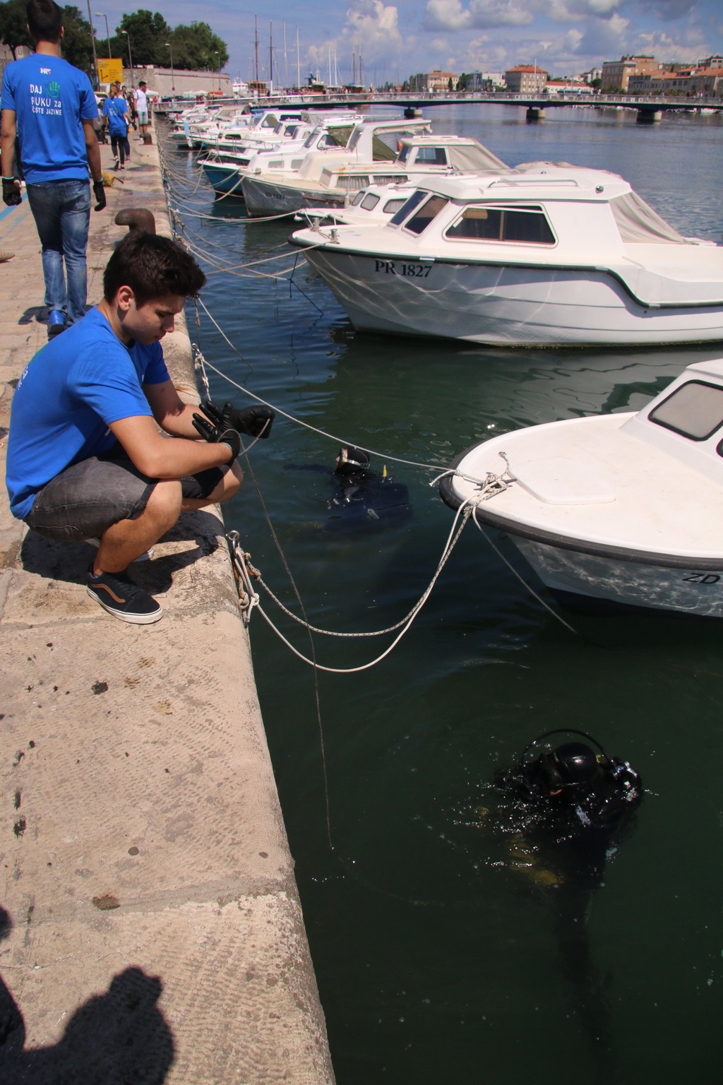Ekološka akcija “Daj ruku za Jazine” Ekološka akcija “Daj ruku za Jazine”