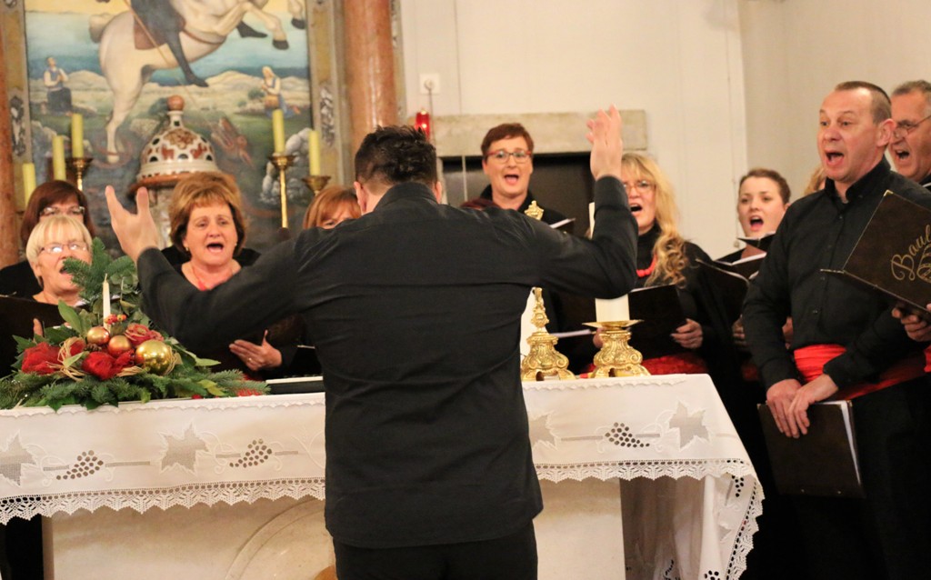Tradicionalni klapski koncert na Viru