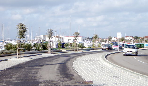 Prometnica i setnica Obala kneza Trpimira