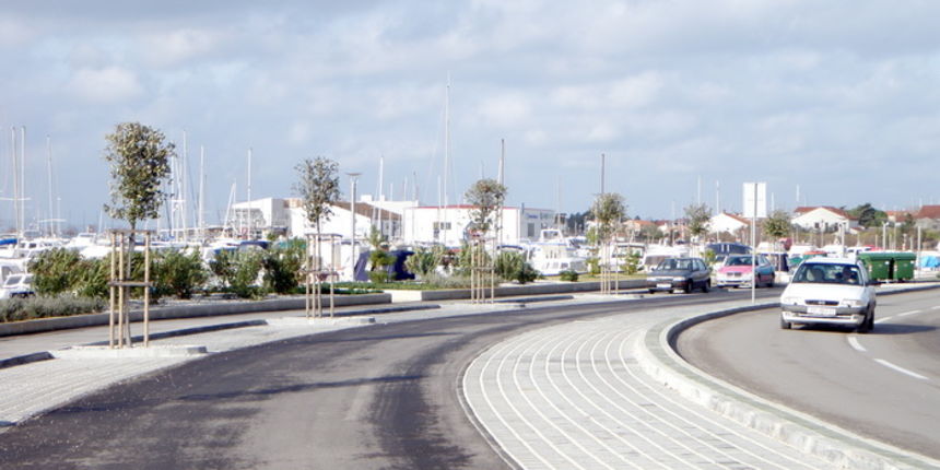 Prometnica i setnica Obala kneza Trpimira